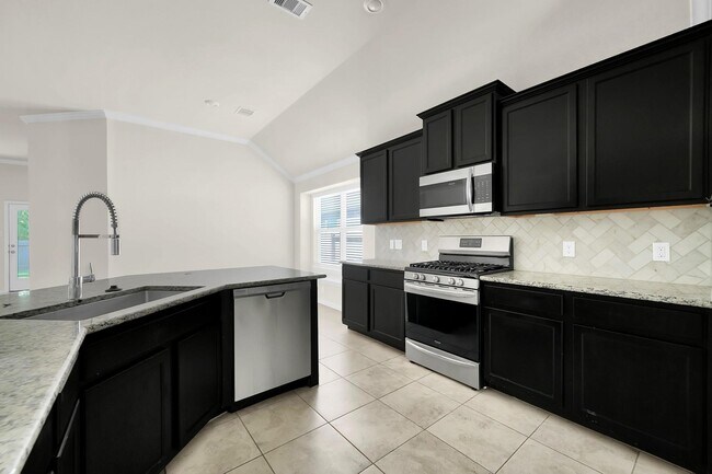 Foto del edificio - 18788 Laurel Hills Dr