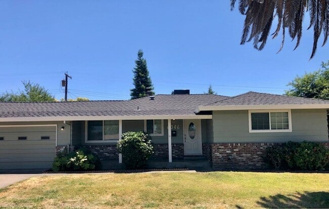 Building Photo - Nice 3 bed, 2 bath home in Carmichael
