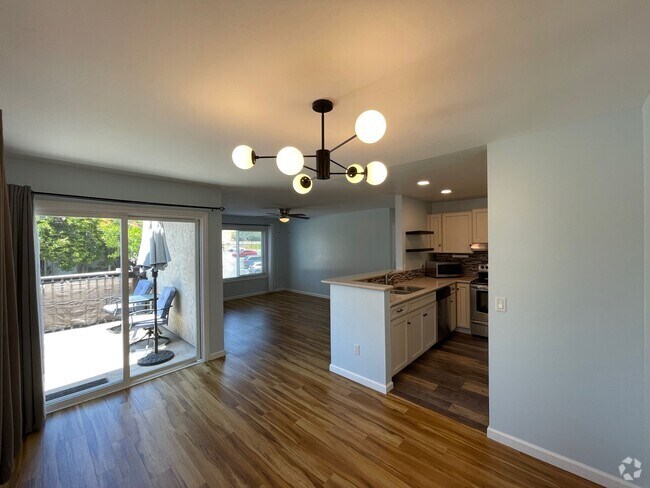 Building Photo - 3513 Caminito Sierra