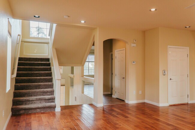 Building Photo - 8467 Bismark Saphire St