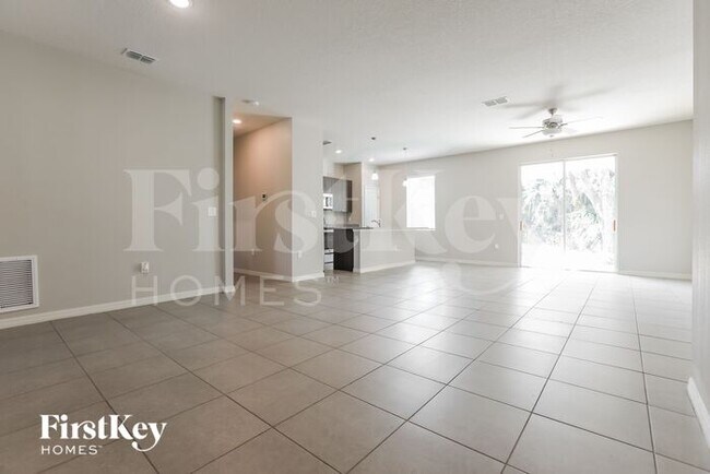 Foto del edificio - 2153 Littlefield Ln