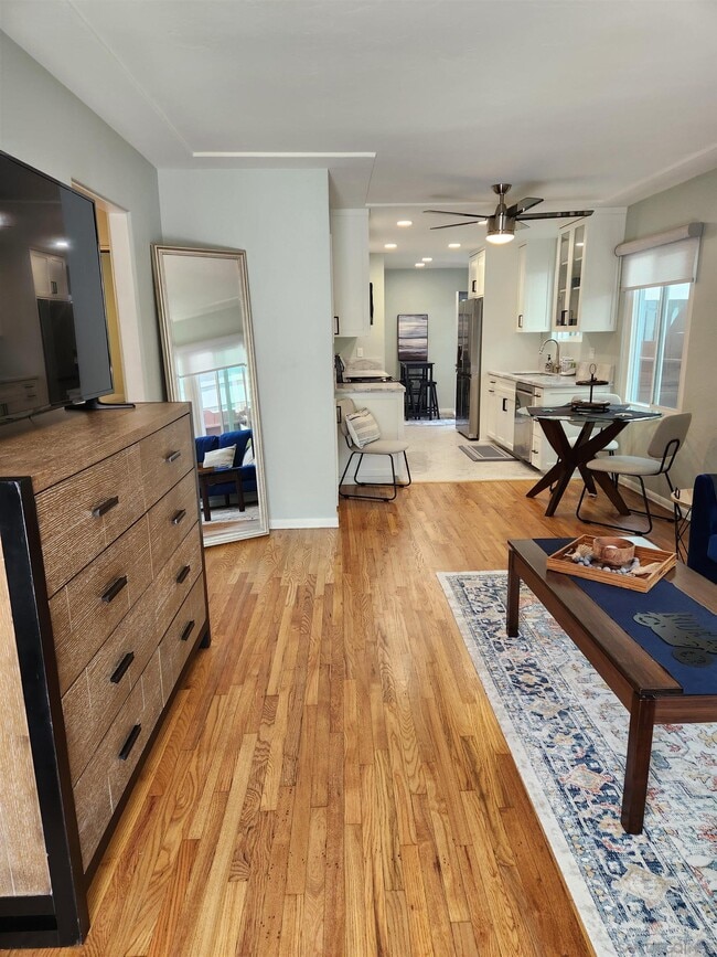 Building Photo - 720 Coronado Ct