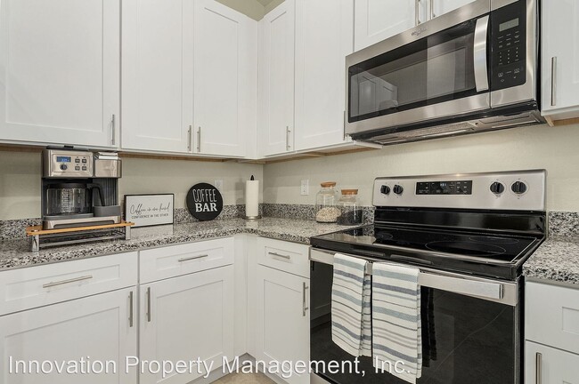Building Photo - 4 br, 2 bath House - 127 NW 13th Avenue