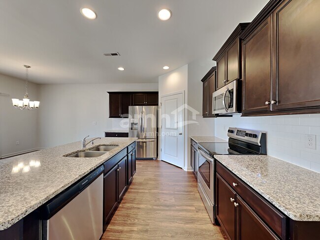 Foto del edificio - 44 Prairie St