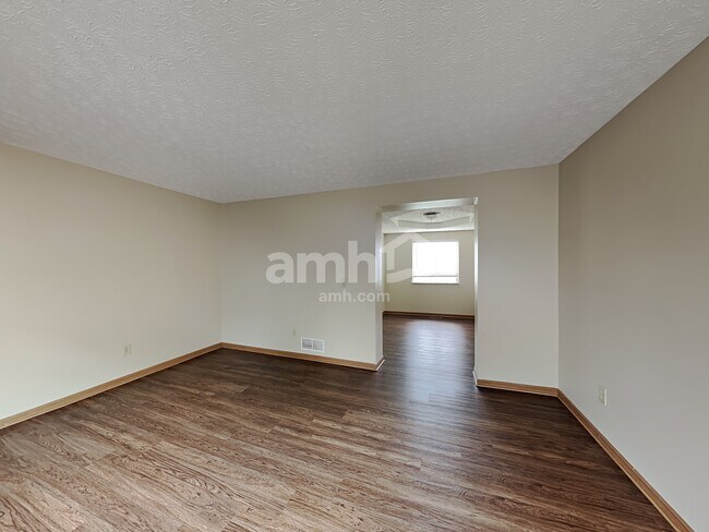 Foto del edificio - 6647 Hilmar Dr