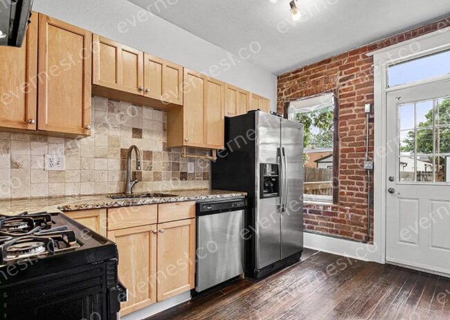 Foto del edificio - 4011 Shoshone St