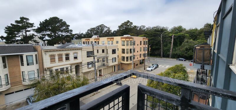 Primary Photo - 1220 14th Ave