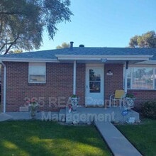 Building Photo - 2220 2nd St