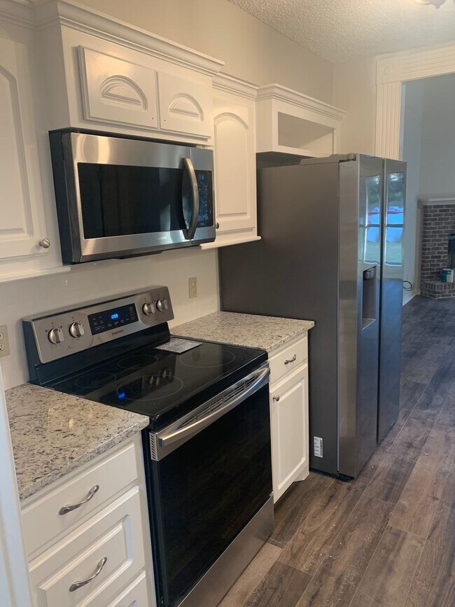 Foto del edificio - 44 Hickory Knoll