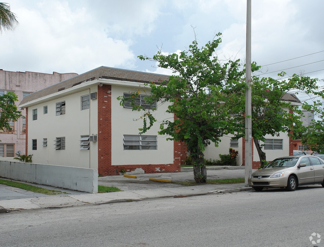 Foto del edificio - 901 SW 6th St