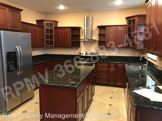 Foto del edificio - 4 br, 2.5 bath House - 4118 NE 35th AVE
