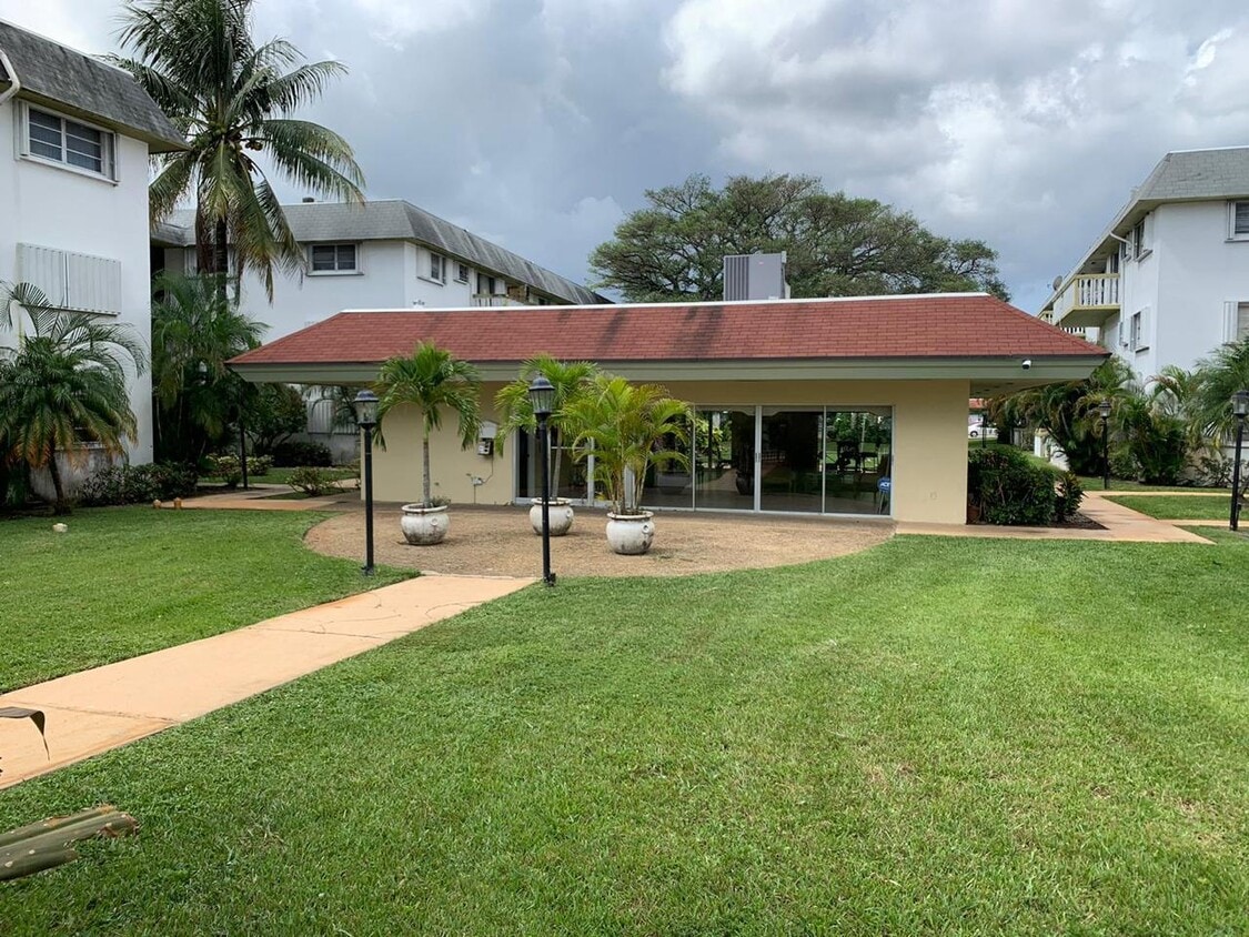 Photo - 15205 NE 6th Ave (Miami, FL)