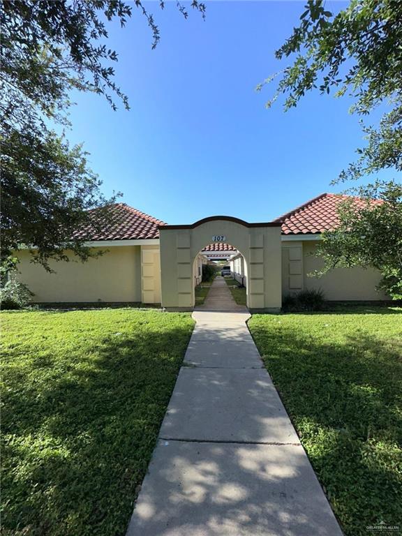Building Photo - 107 S Ridge Ln