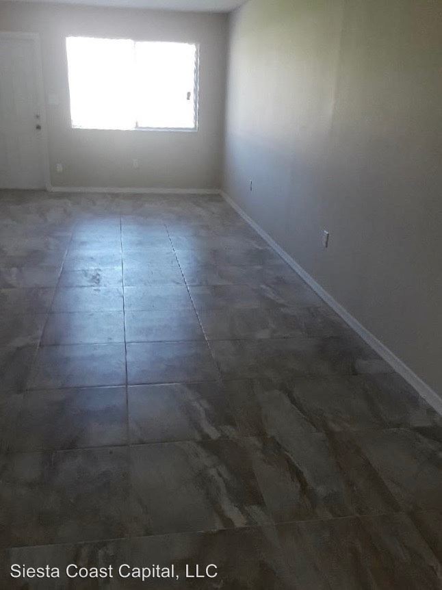 Building Photo - 2744 Botts Landing Rd
