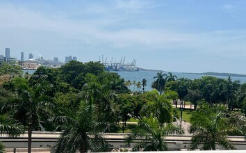 Building Photo - 50 Biscayne Blvd