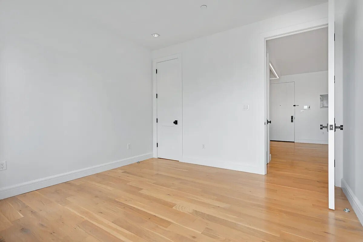 Foto principal - 56 Frost Street