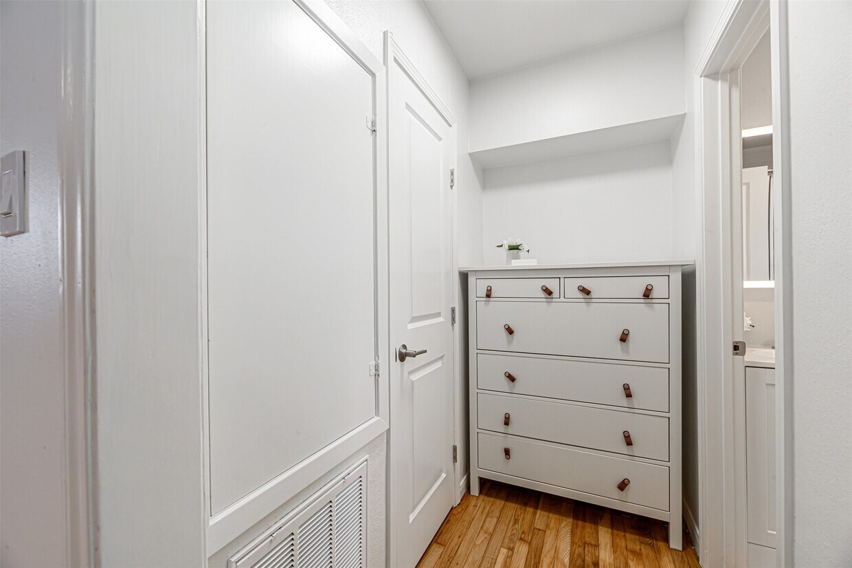 Foto principal - 210 Emerson St