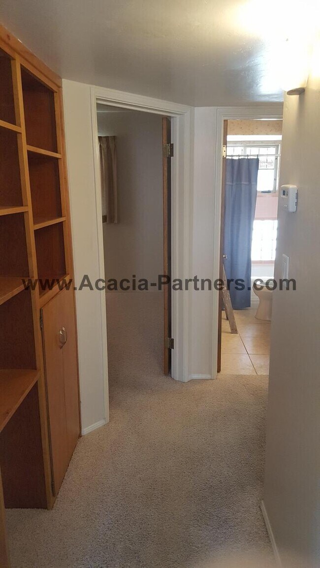Foto del edificio - Spacious 3 Bedroom Home near Tucson Blvd &...