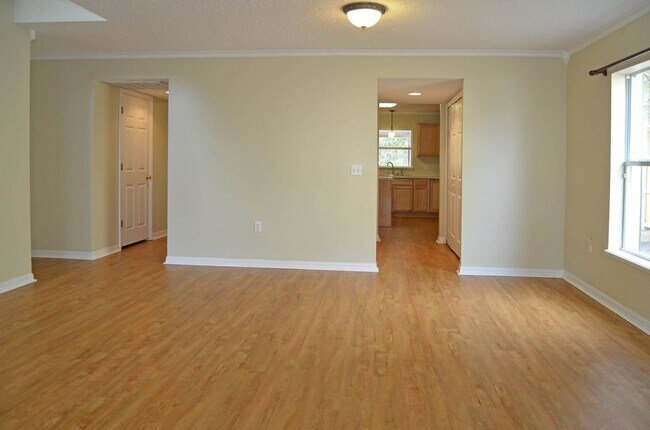 Foto del edificio - Spacious Four Bedroom in Yulee!