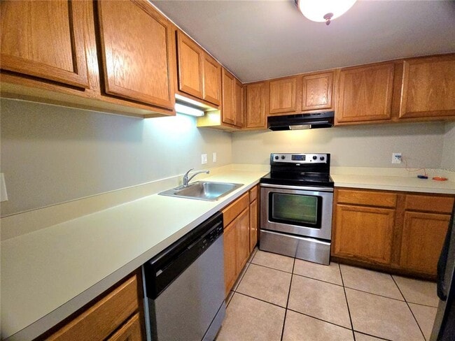 Building Photo - 4267 S Semoran Blvd