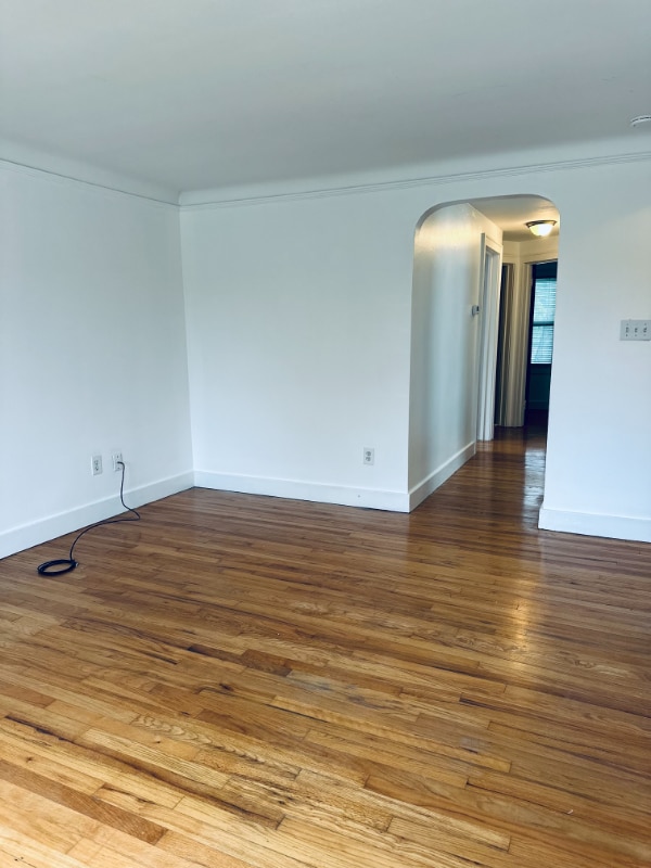 Building Photo - 122 W Houstonia Ave