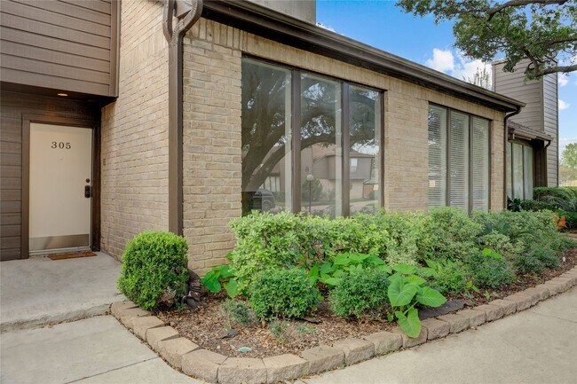 Foto del edificio - 2601 S Braeswood Blvd