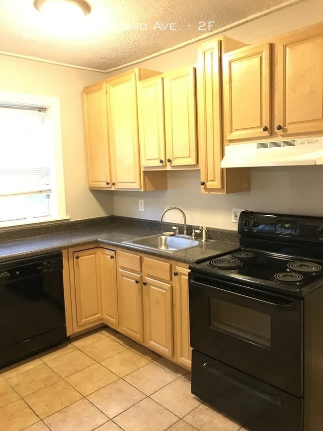 Southwest Garden 1bd/1ba Apartment Apartment for Rent in St