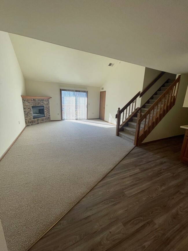 Interior Photo - Parkwood Lake Apartments