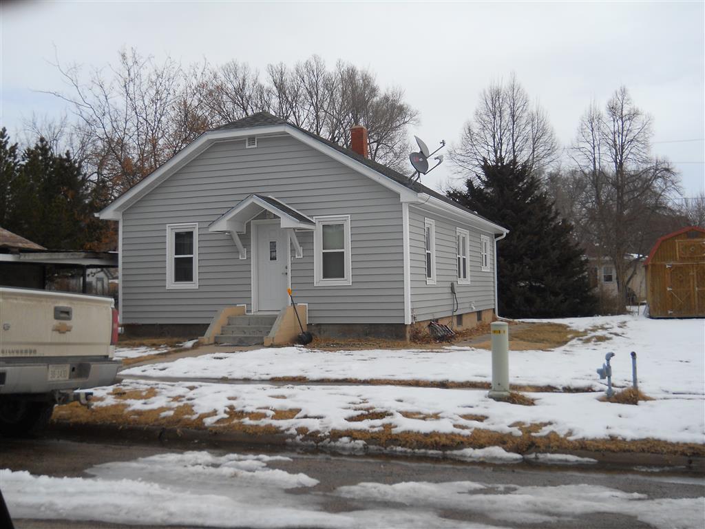 Primary Photo - 615 Dolan Ave