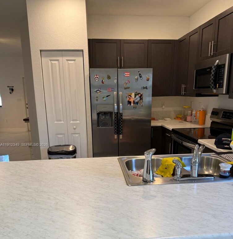 Foto del edificio - 13150 SW 233rd St