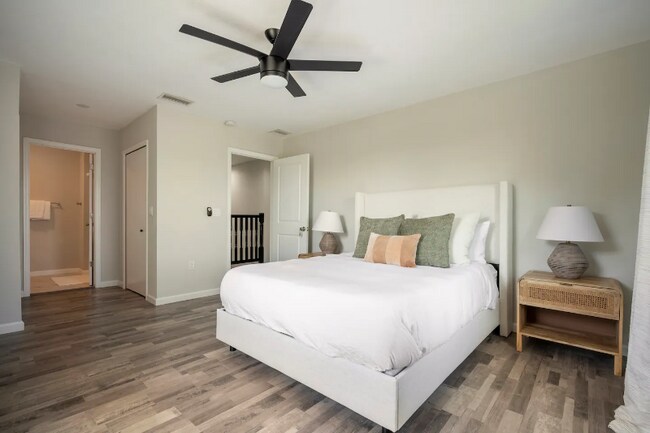 Foto del edificio - 7817 Tern Dr