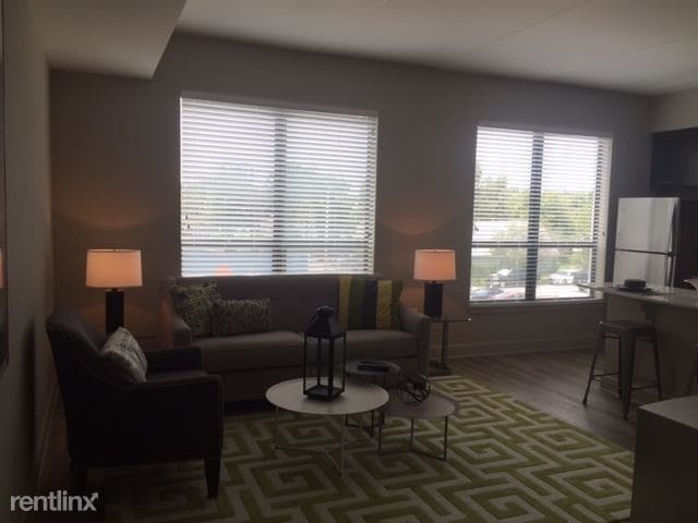 Foto del edificio - 770 N Orange Ave