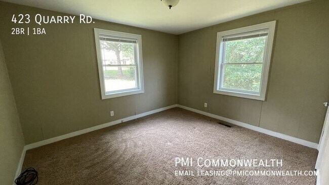 Foto del edificio - 2 Bed / 1 Bath Single Family (Available 6/...