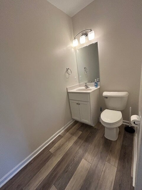 Building Photo - Stylish 3-Bed, 2.5-Bath Home on Enna Lane — Linden Living at Its Best