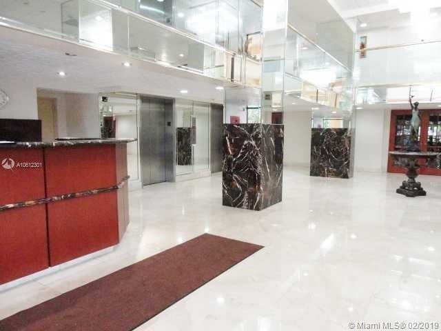 Foto del edificio - WINSTON TOWERS 600 CONDO