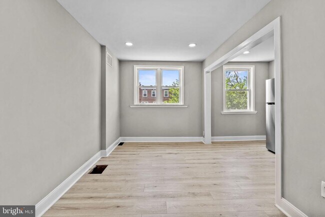 Foto del edificio - 1072 Tremont Dr