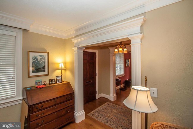 Building Photo - 601 Hilltop Terrace