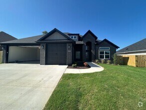 Building Photo - 1440 Overcup Oak Ln