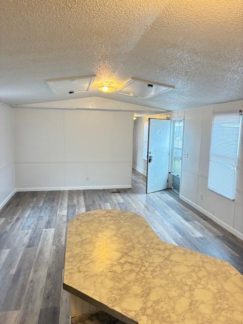 Building Photo - 2331 Wysteria Ln