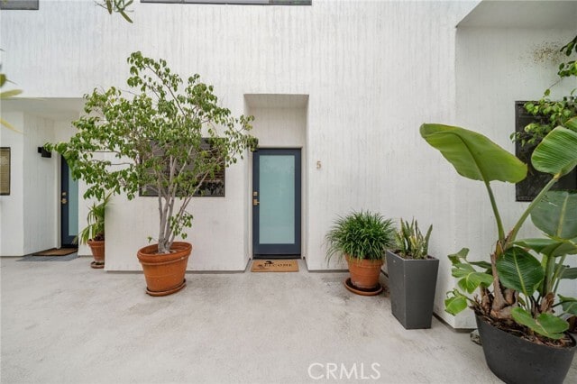Primary Photo - 2500 Abbot Kinney Blvd