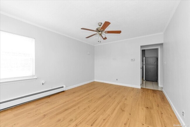 Building Photo - 227-10 113th Dr