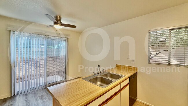 Building Photo - 6424 S Stanley Pl