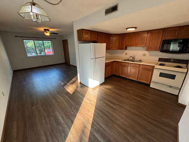 Foto del edificio - 1606 N 2nd St