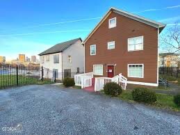 Building Photo - 505 Pryor St SW