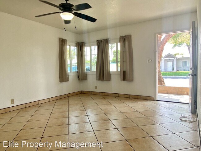 Building Photo - 3 br, 1 bath House - 505 N Gold Canyon St