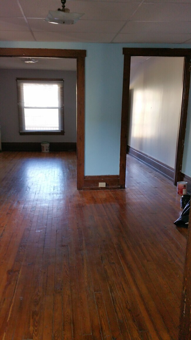 Foto del edificio - 253 N Spring St