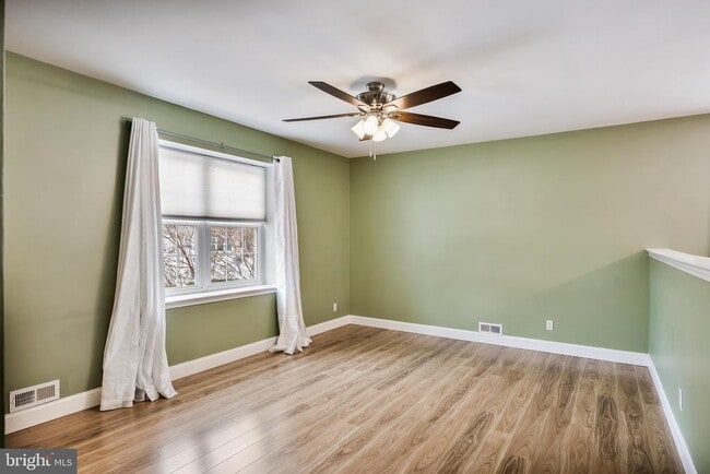 Building Photo - 101 Camber Ln