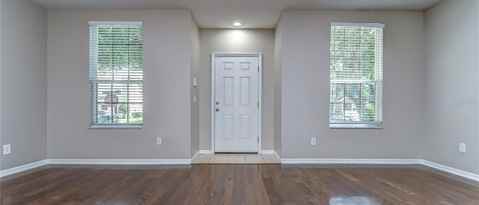 Foto del edificio - 1417 Sedgwick Dr