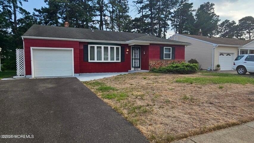 Primary Photo - 52 Auburn Rd
