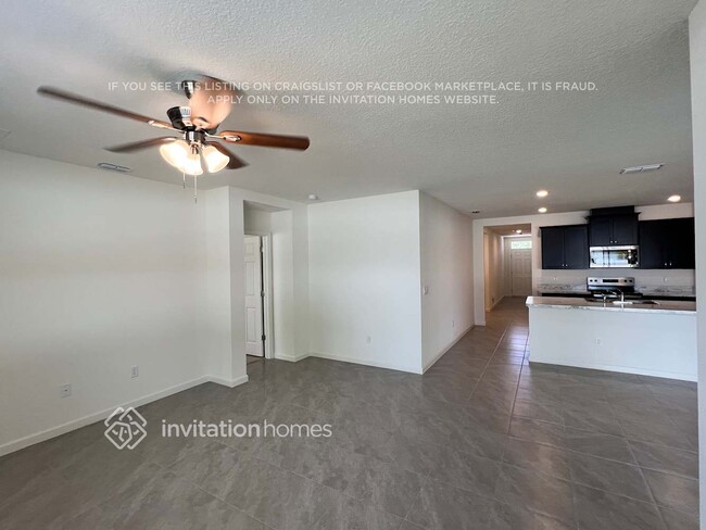 Building Photo - 669 NW Prima Vista Blvd
